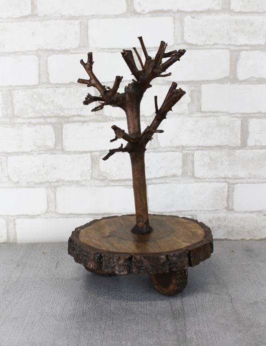 Бонсай підставка на зрізі дерева для подачі суші